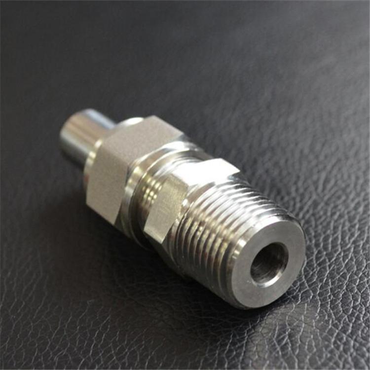 1/4NPT-Φ14*2压力变送器接头 1/2NPT-Φ14*2 直通终端接头
