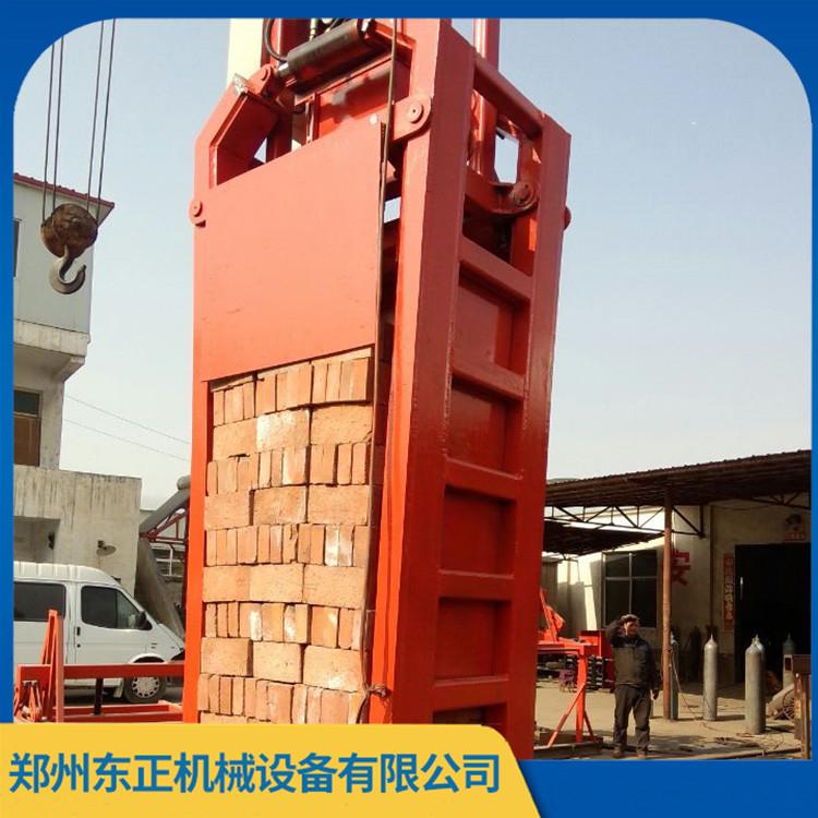 长期供应行吊夹砖机 行吊地翻液压抱砖机 东正机械 品质信赖