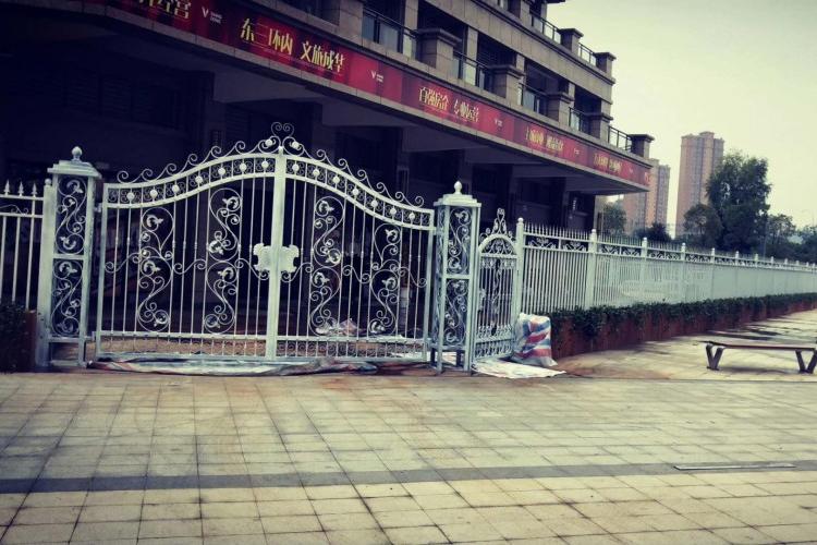 甘孜铁艺大门销售 甘孜铁艺大门厂家 甘孜铁艺大门价格 厂家直销欢迎咨询
