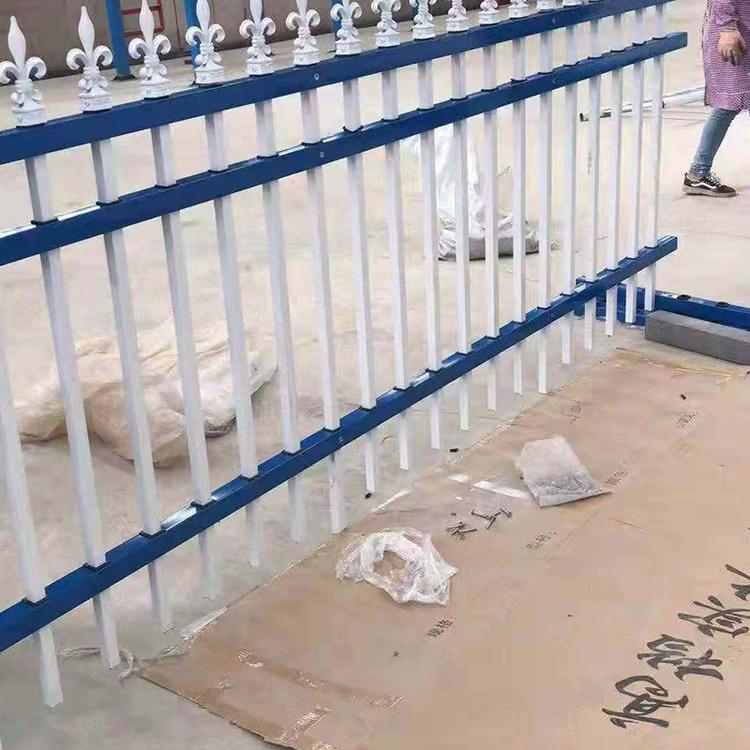 云南省昆明市 锌钢围墙护栏 园林隔离栅栏 铁艺护栏 定制