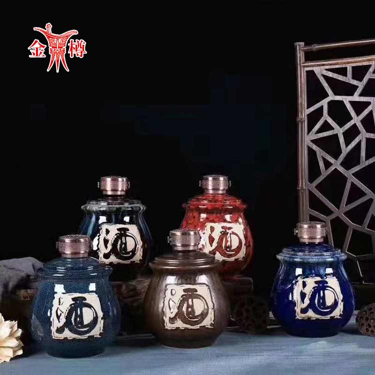 金樽老品牌酱香型白酒 整箱白酒厂家批发