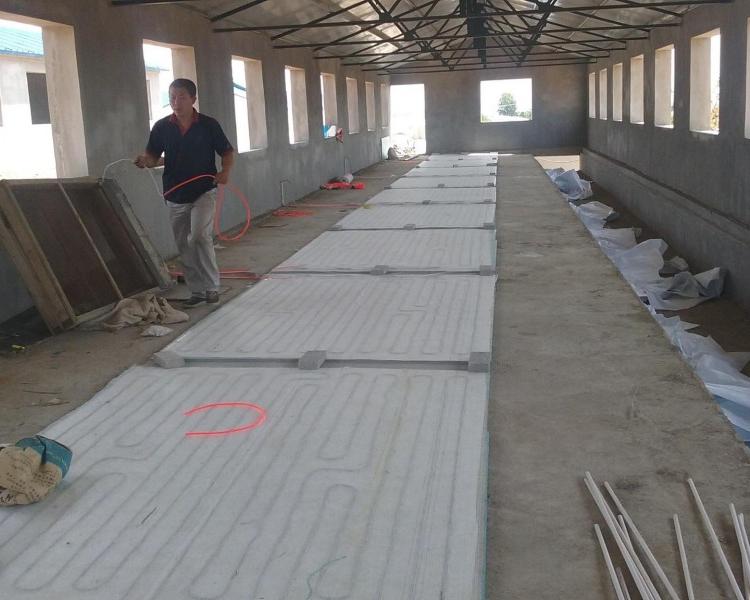 成都猪用地暖设备成都猪用地暖厂家四川猪用地暖批发销售