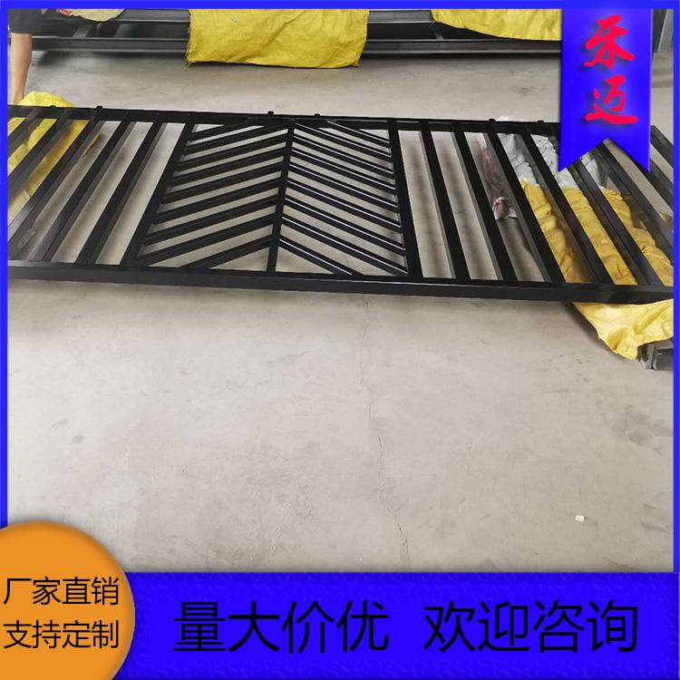 陇南塑钢护栏 锌钢护栏厂家 交通马路波形护栏