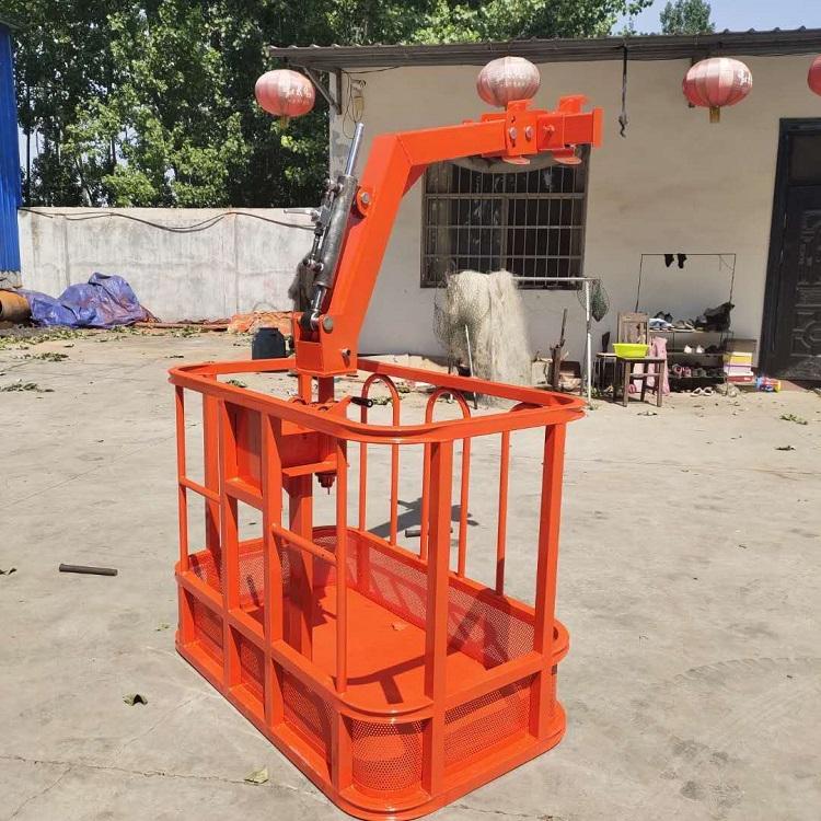高空作业施工安全吊篮吊车 小型吊车农用带吊篮 吊车起重机使用吊篮吊人