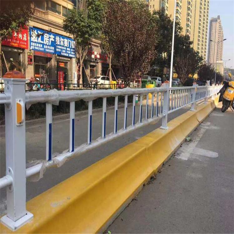 市政交通道路隔离栏 京式护栏 城市防撞交通设施 人行道马路隔离围栏