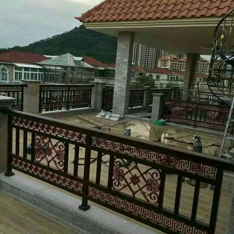 广汉铝艺阳台护栏厂家 乐山铝艺阳台护栏安装 价格