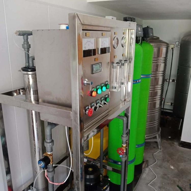 小型纯净水设备 小型反渗透设备 别墅小区用小型净水设备 全屋净水系统