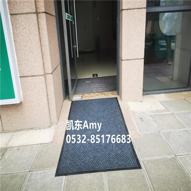 防滑防霉地垫 青岛凯东天然胶底门垫  商用家用玄关蹭土门垫  涤纶压花带绒高档门垫