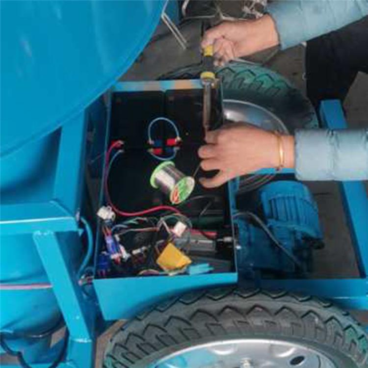 质量好的养猪上料车-养猪上料车价格-欢迎来电咨询