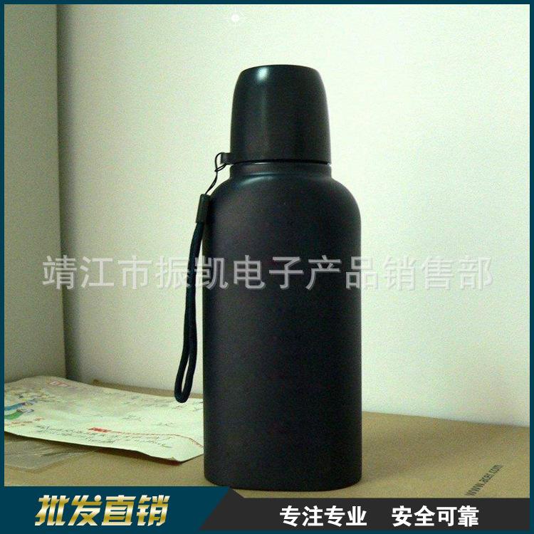 长期现货直发不锈钢304运动水壶户外旅行便携水杯 500ml 蓝色扁形安保水壶