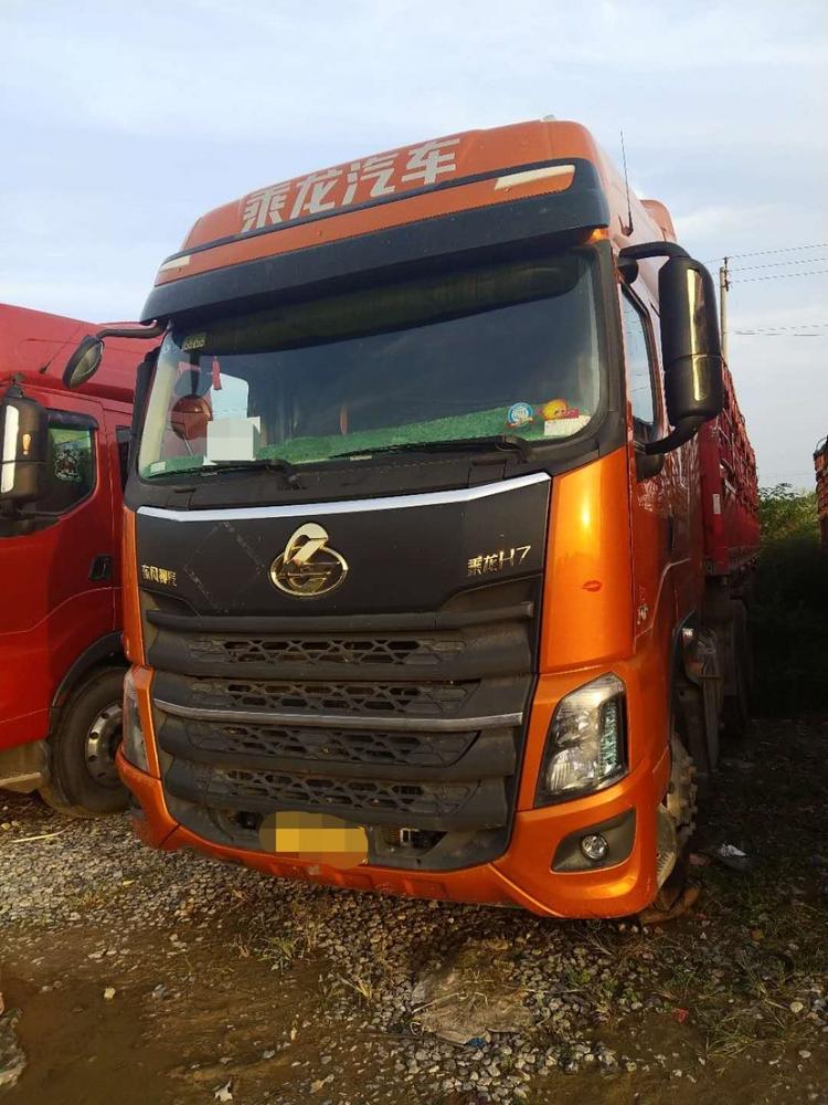 二手东风柳汽 乘龙H7 半挂车 13米高栏 玉柴动力 国5排放 首付8万 包提档 可按揭