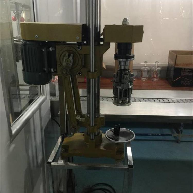 【远科机械】厂家直销 塑防压盖机  白酒瓶压盖机  玻璃瓶旋盖机  品质保障