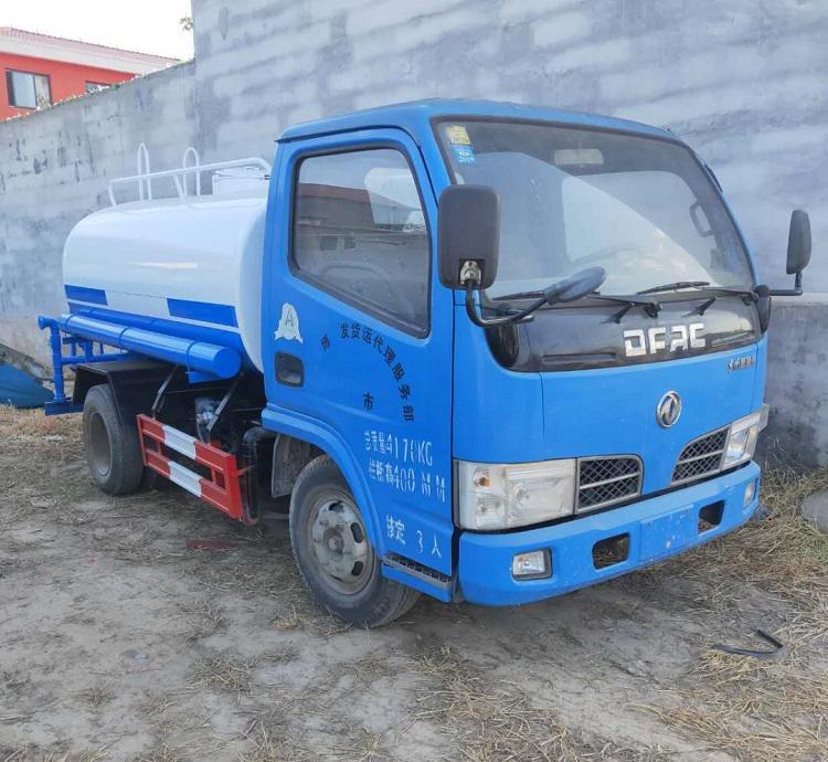 批发二手喷洒车多功能绿化洒水车洒水车