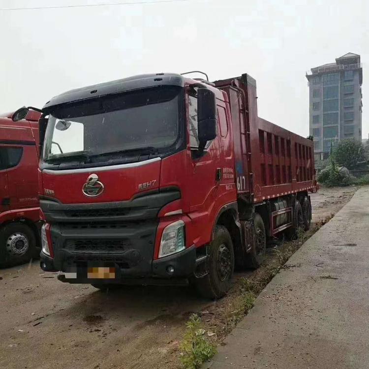 乘龙H7前四后八自卸车 国五 400马力 19年户 7.8米厢长