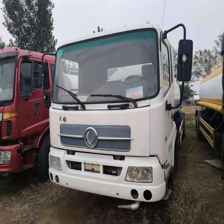 洒水车现货供应 路面冲洗绿化洒水车 工业除尘降尘喷淋车