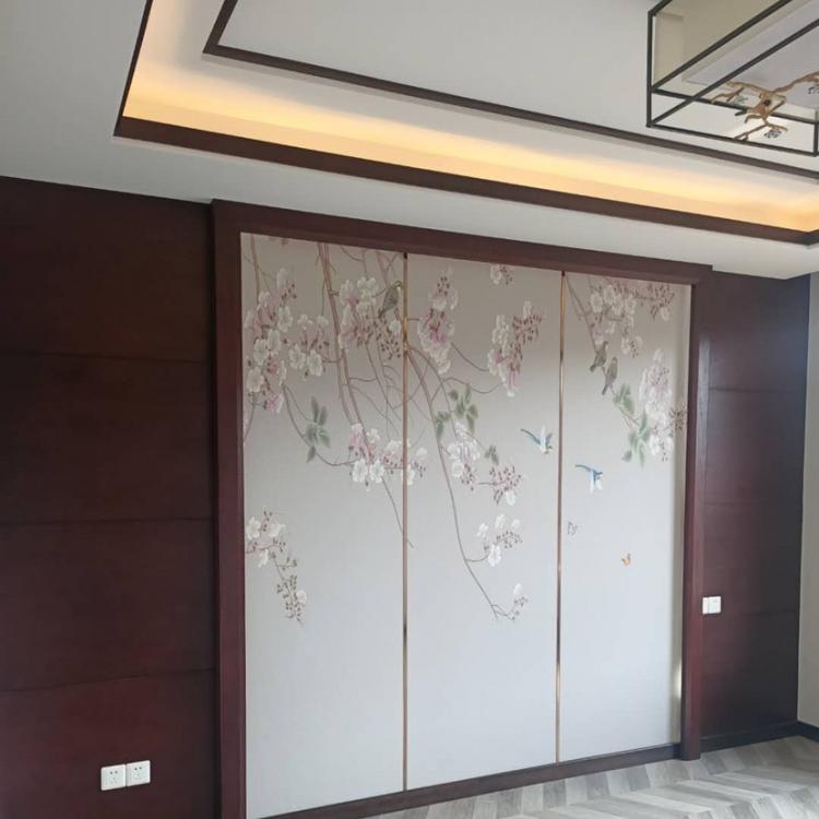 大连护墙板哪里样式多——工厂直销——展皓定制