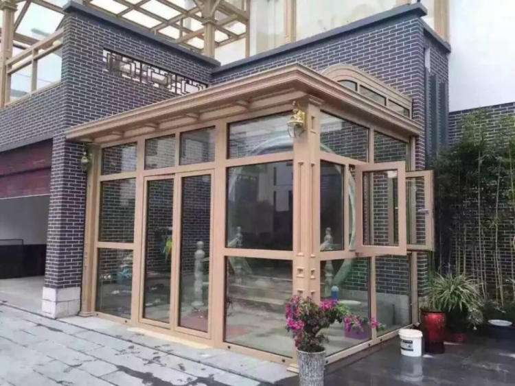 成都晖鸿门窗支持新都区阳光房定制安装