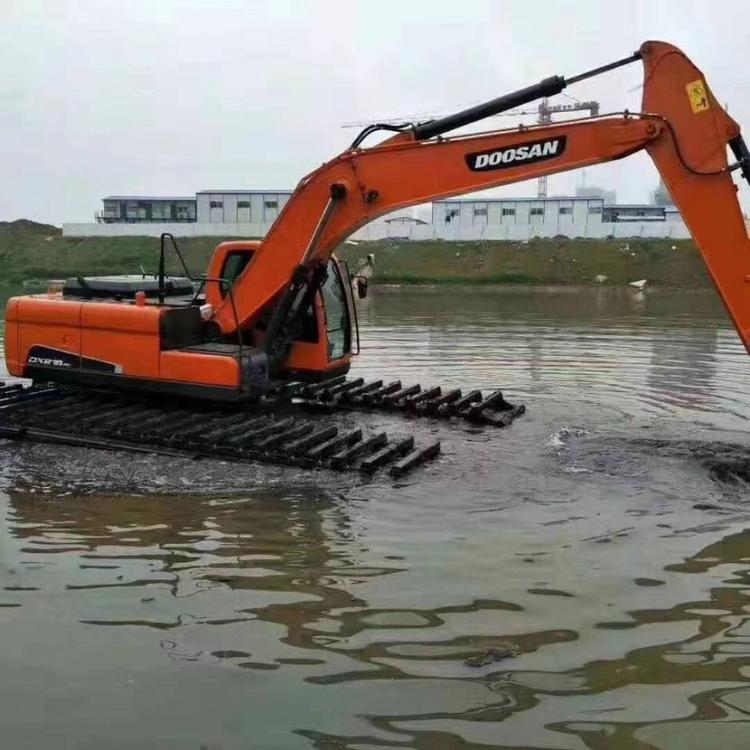 0.1立方米迷你型水陆两用船挖机_成都水陆两用船挖机租赁