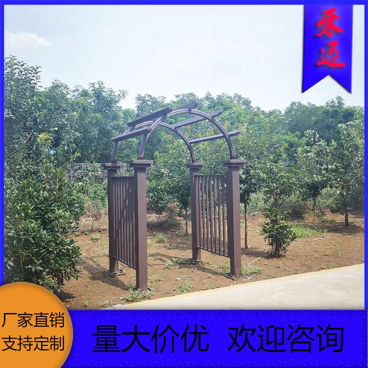 河北机场护栏 栏杆式围墙防护栏 水泥仿竹护栏