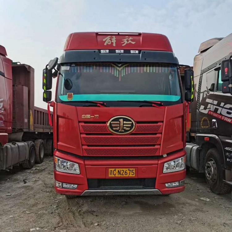 国五 二手 牵引车 解放J6P   550马力领航版  带13米高低板 高栏 苍栏 挂车   18年9月份