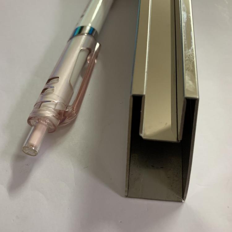 厂家加工异型不锈钢T型条包边装饰条门柜装饰踢脚线现货定制