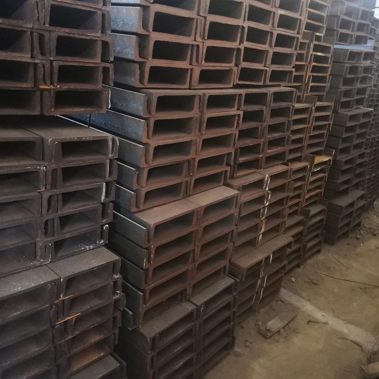 优质热轧槽钢 非标槽钢 可定制打砂 切割  另有耐腐蚀热镀锌槽钢  耐磨国标优质槽钢  槽钢价格多少 槽钢规格