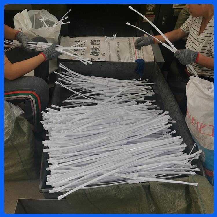 特润直供塑料桶把手 江苏塑料桶把手批发商