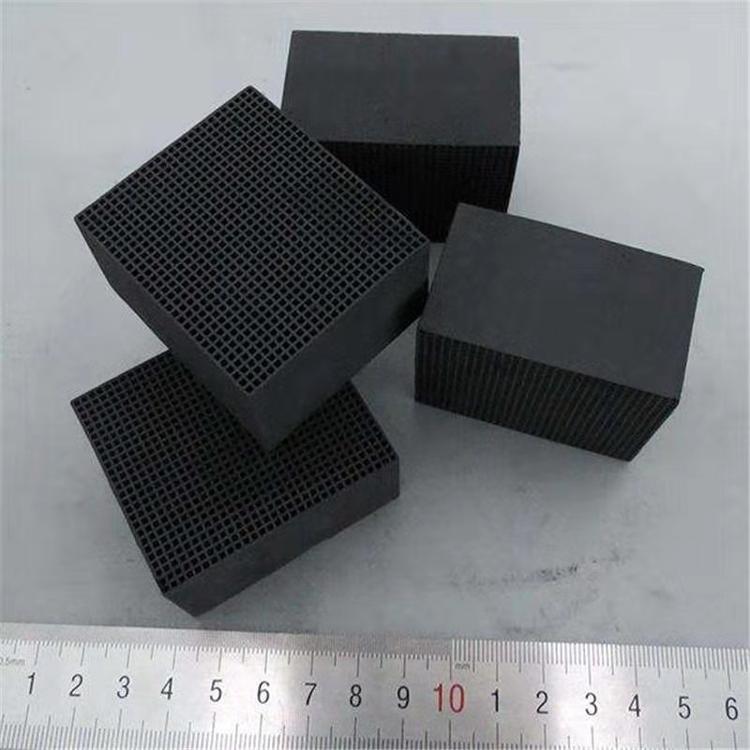 蜂窝活性炭 防水和不防水型蜂窝活性炭