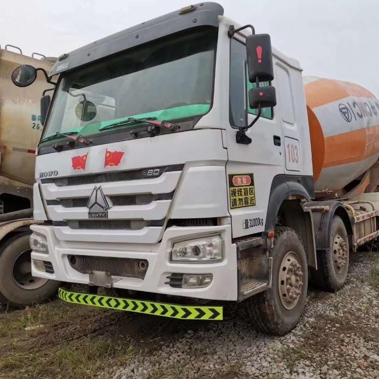 2台豪沃水泥罐车/国五豪沃 保险同步车好价优 售后保障