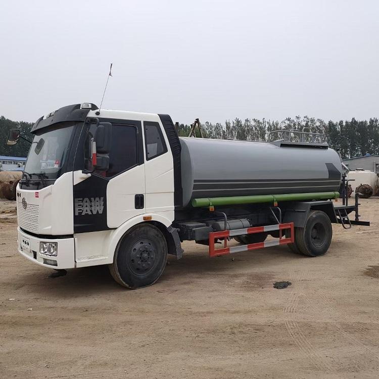 供应洒水车 二手洒水车 供应喷洒车