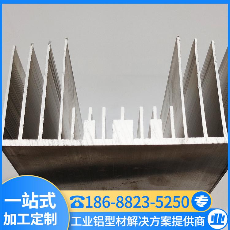 灯饰散热器铝型材 铝型材定做 路灯散热器 铝型材厂家直销