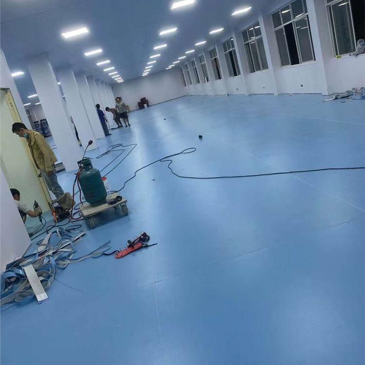 羽毛球场运动地板乒乓球场弹性卷材地板胶
