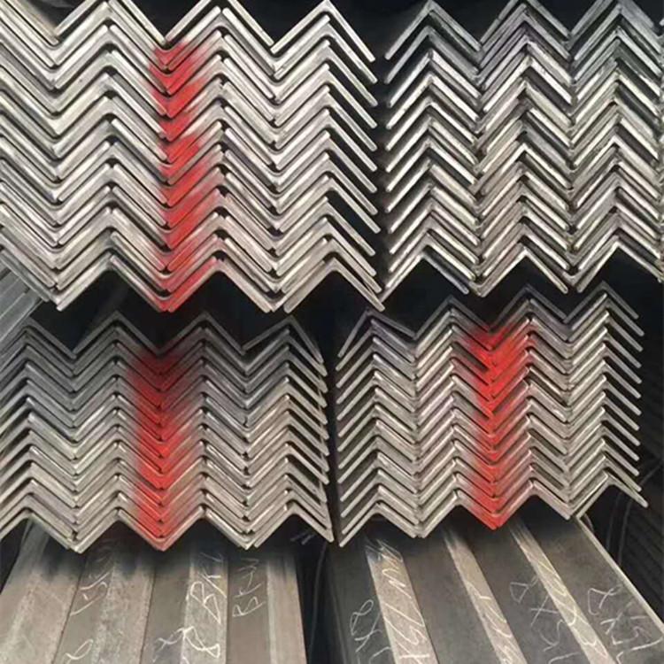 角钢 型材不锈钢等边角钢 河南郑州 冲孔角钢 等边角钢 大量库存 热轧工艺