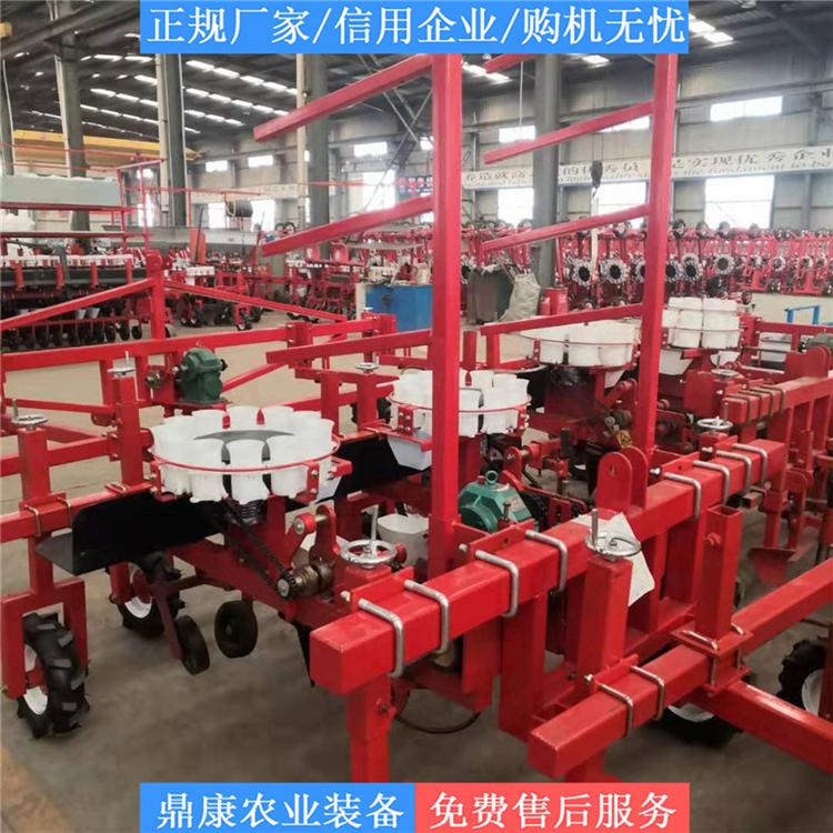 移栽机 牵引式移栽机直销 青州移栽机