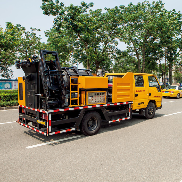 ZLQ5060TYH 热再生路面养护一体车