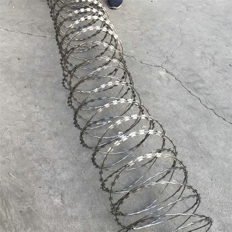 飞腾 监狱机场防盗铁丝网 刺铁丝刺绳 货源充足