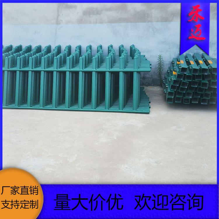 吕梁草坪护栏 焊接 锌钢草坪护栏 安全围栏