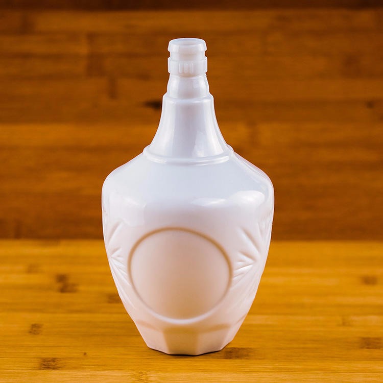 乳白料酒瓶现货 山东富兴酒类包装