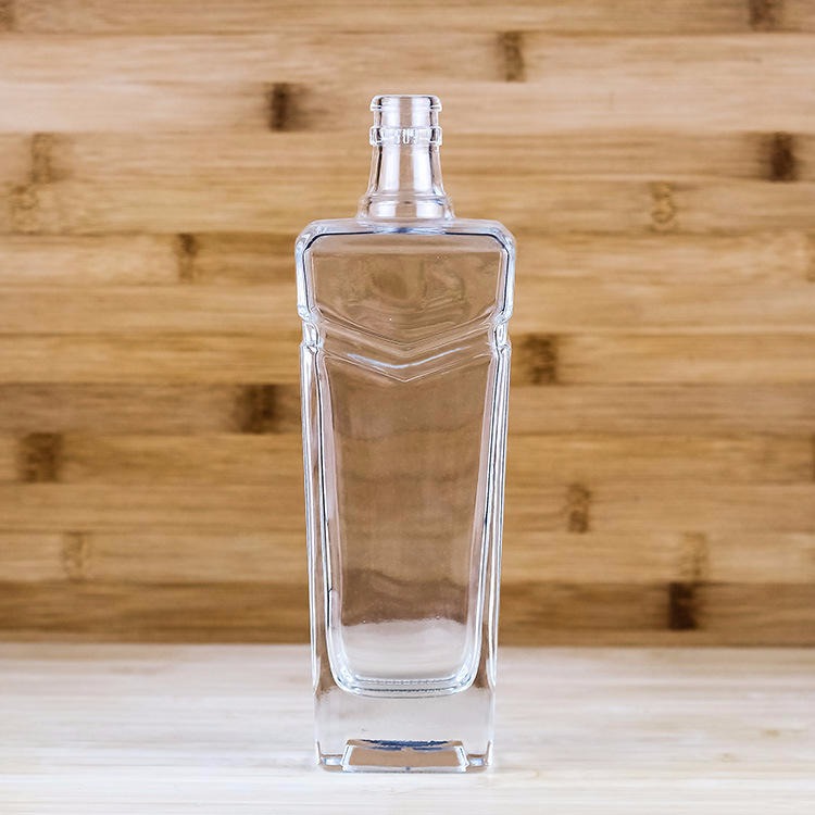 500ml晶白料玻璃酒瓶厂家  郓城富兴酒类包装
