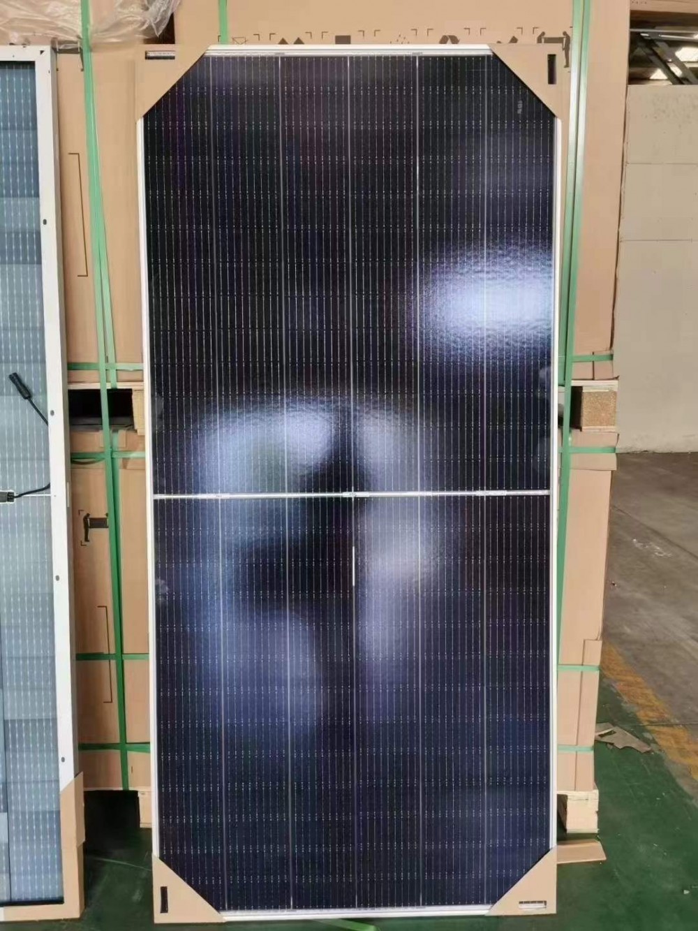 晶科B级470W常规双玻光伏太阳能电池板 晶科太阳能板批发分布式应用