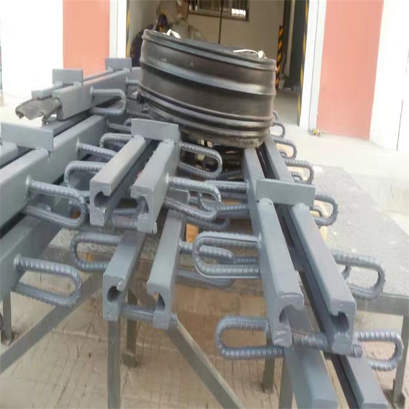 qmf-60型伸缩缝