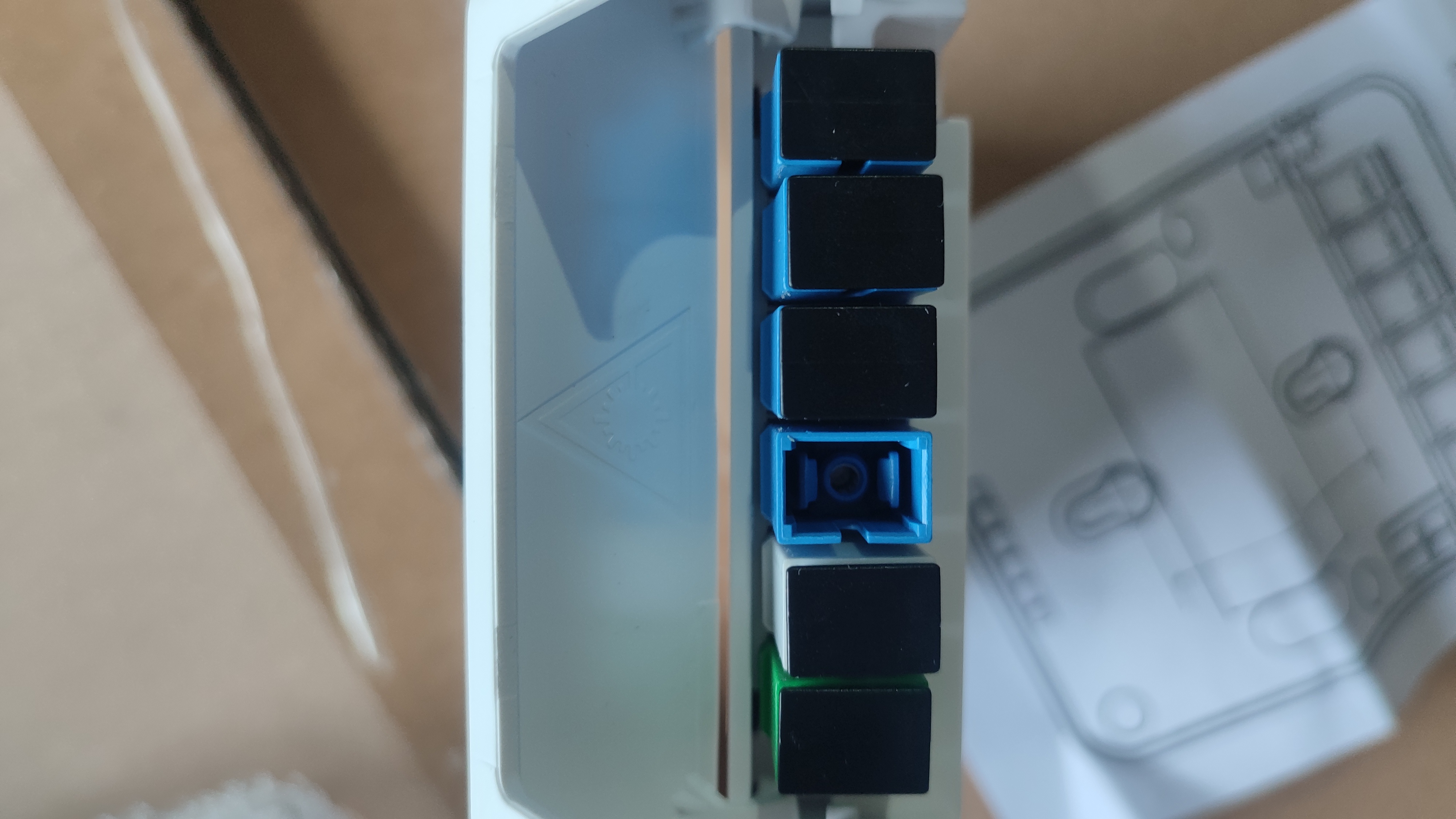 华为室内光路由FTTR专用分光器FTTR光配线盒ATB211SI-5U 缩略图 2