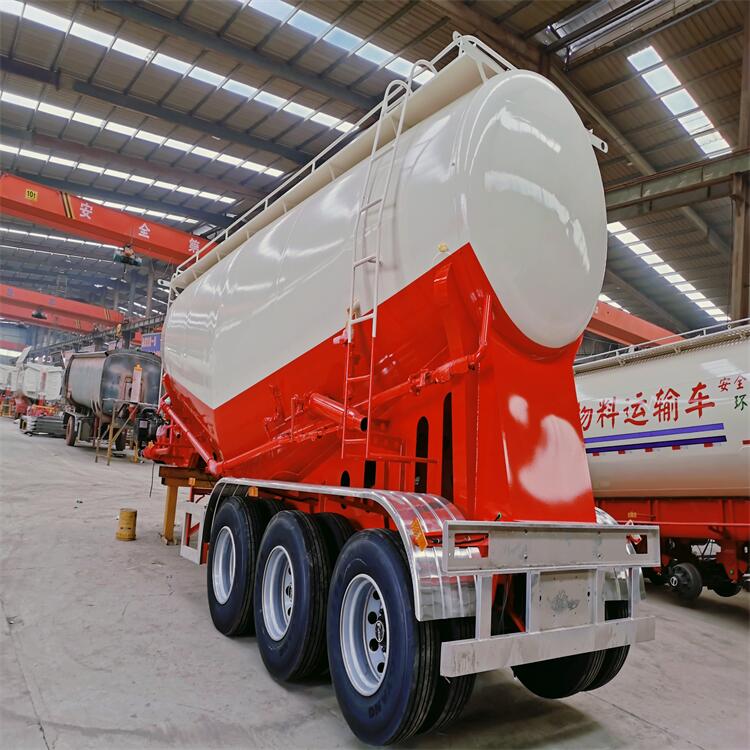 35立方散装水泥罐车 33吨粉粒物料运输罐车标准参数