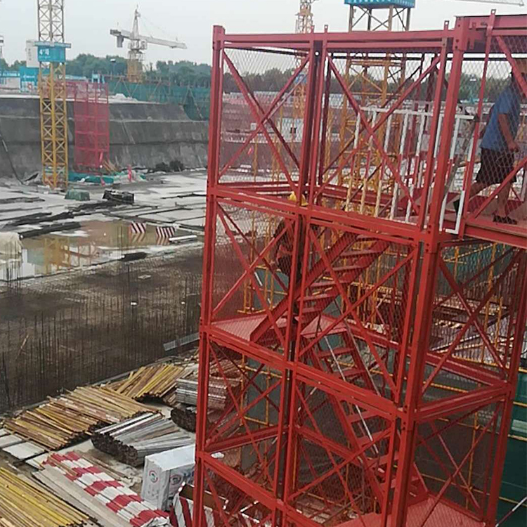 厂家出售 建筑用挂网式梯笼 地铁安全梯笼 建筑施工笼梯 按需定制