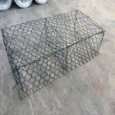 河道铁丝网 包塑覆塑高尔凡石笼网 热镀锌石笼网 