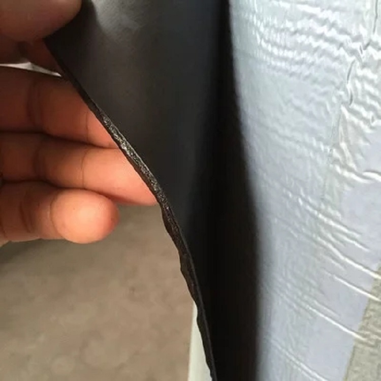 厂家直销 自粘聚合物改性沥青防水卷材 红心自粘 自粘 红芯高分子自粘防水卷材