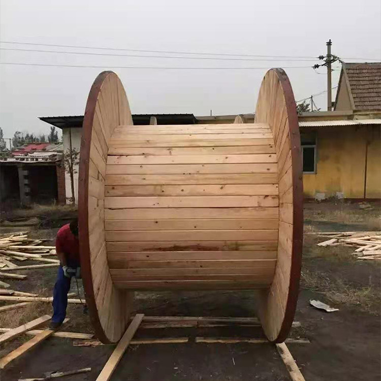 可定制 多尺寸卷线盘 电缆盘具 瓦楞电缆轴盘