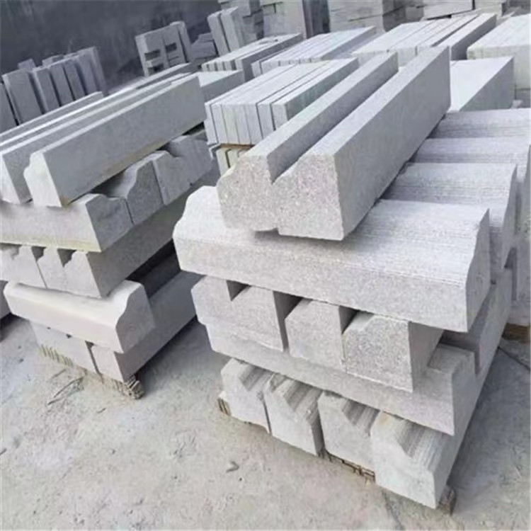厂家青石路沿石加工定制支持安装 厂家批发道路两旁仿古青石路沿石