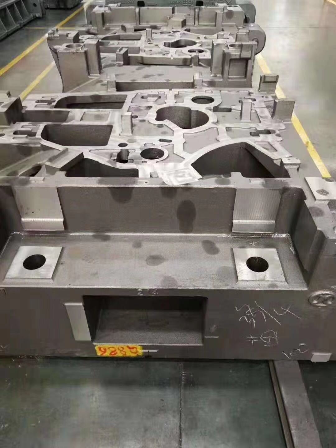 ZG15Cr13Ni1精密铸件炉罐