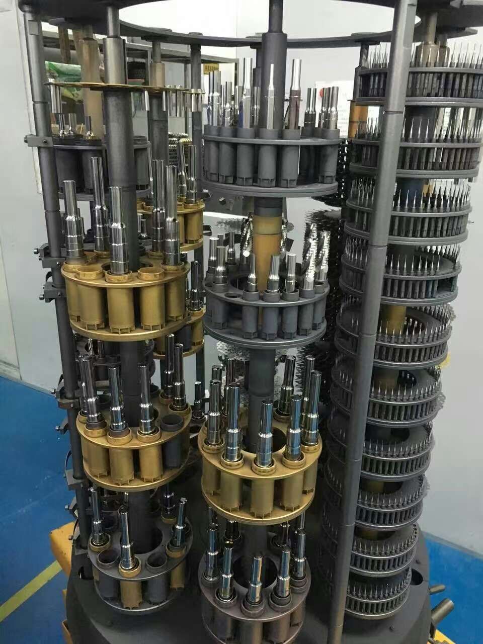  万瑞通工具镀涂层加工   模具真空电镀加工   PVD工具涂层加工